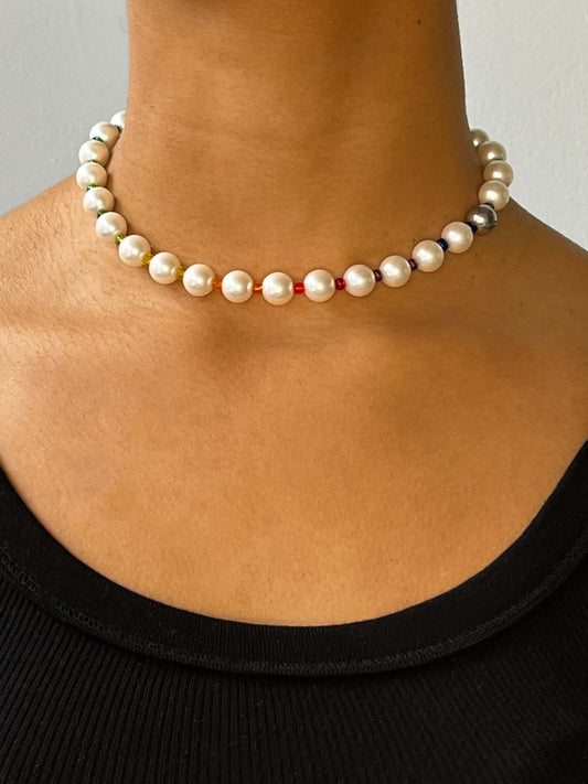 Thick Pearl rainbow silver necklace