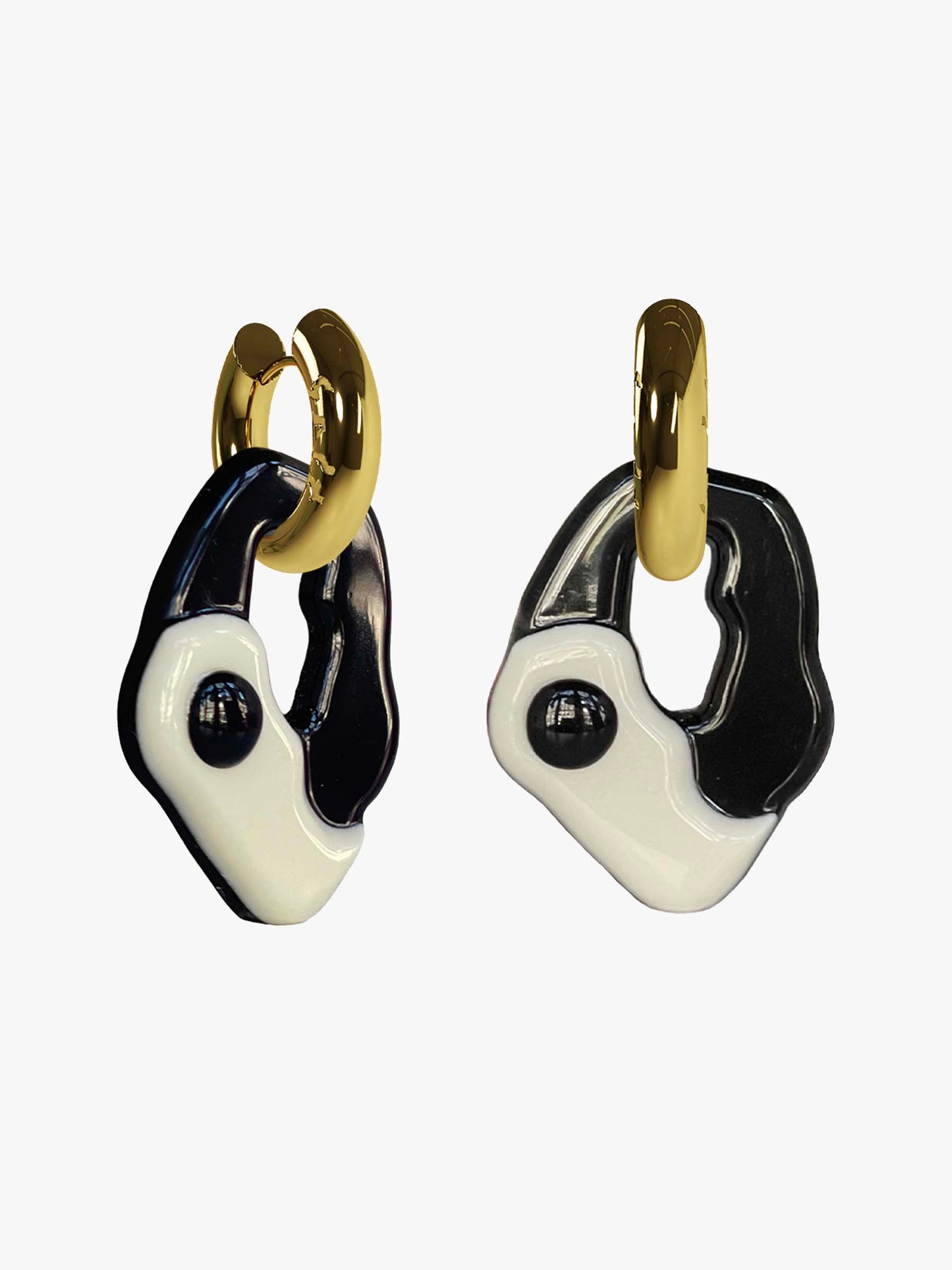 Yin Yang black white gold earring (pair)