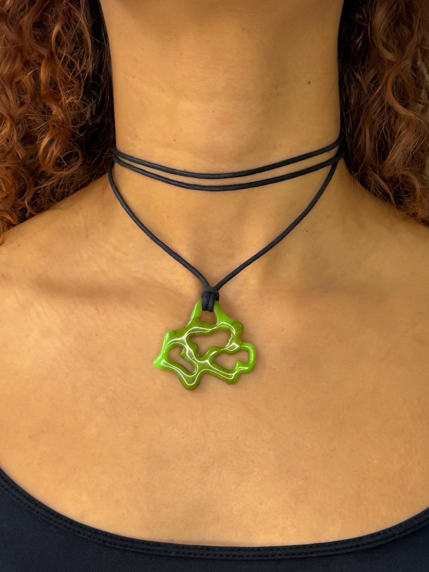 Avu green stone lace necklace