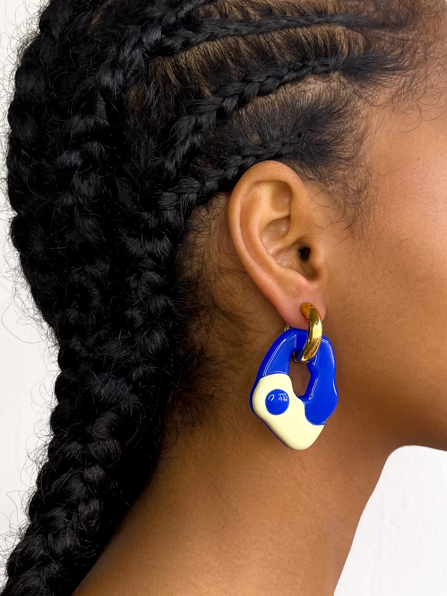 Yin Yang sage blue gold earring (pair)